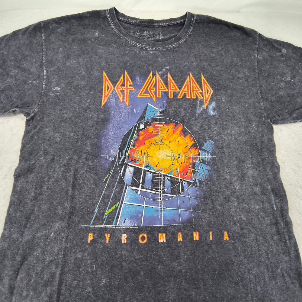 Def Leppard Pyromania Band Crew Neck Graphic T Shirt Mens Size Large L Black
